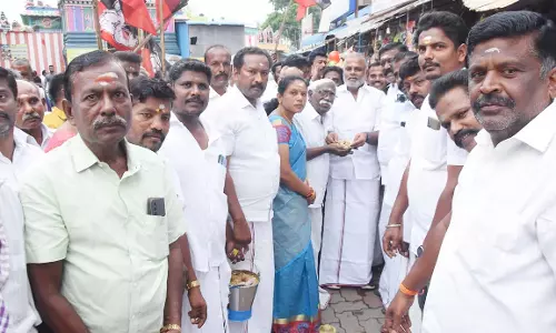 ஜெனகை மாரியம்மன் கோவிலில் சிறப்பு வழிபாடு