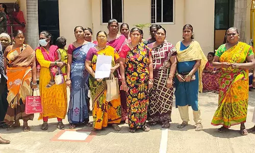 ரூ.1.40 கோடி ஏமாற்றிய நபர்கள் மீது நடவடிக்கை எடுக்க வேண்டும்- போலீஸ் சூப்பிரண்டு அலுவலகத்தில் பெண்கள் புகார்