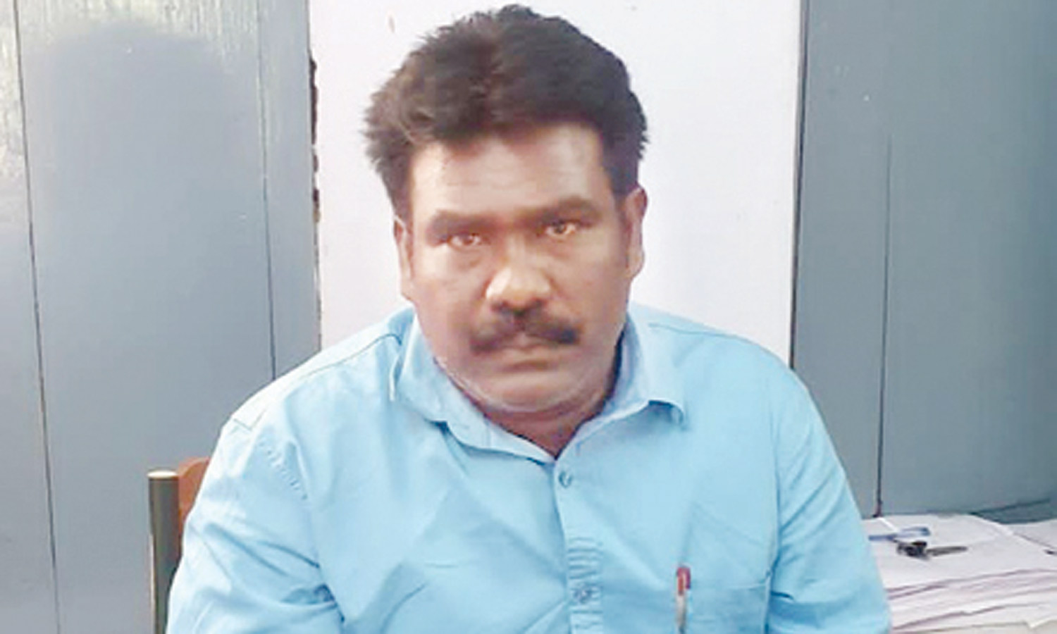 வீட்டிலும் லஞ்ச ஒழிப்பு போலீசார் சோதனை- கைதான கிராம நிர்வாக அதிகாரி ஜெயிலில் அடைப்பு