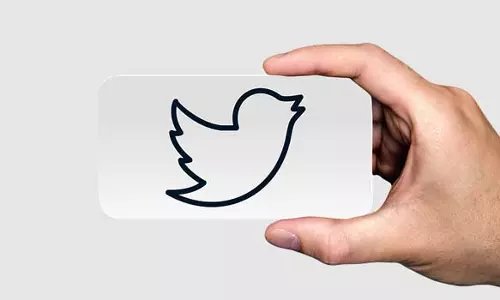 இந்தியாவில் பாகிஸ்தான் அரசின் அதிகாரப்பூர்வ டுவிட்டர் கணக்கு முடக்கம் - ஏன் தெரியுமா?