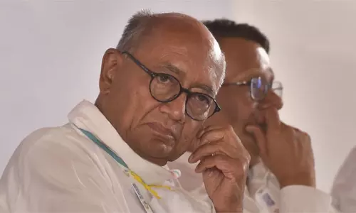 அரசு பங்களாவை காலி செய்யும் ராகுல் காந்திக்கு தனது வீட்டை வழங்க முன்வந்த திக்விஜய் சிங்