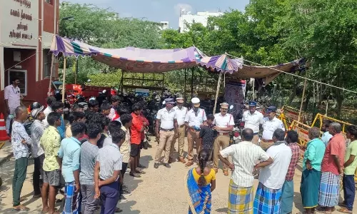 சிறுவர்கள் ஓட்டிய 25 வாகனங்கள் பறிமுதல்