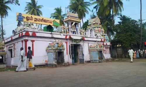 மீஞ்சூர் ஏகாம்பரநாதர் கோவிலில் பிரம்மோற்சவ நிகழ்ச்சி