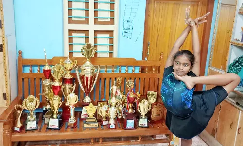 சர்வதேச யோகா போட்டிக்கு ஸ்ரீவில்லிபுத்தூர் மாணவி தேர்வு