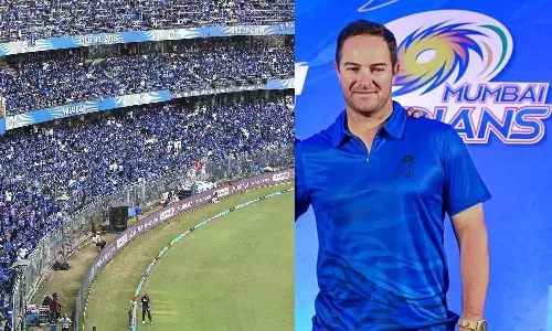 அவர் முதல் பந்தை சந்திக்கும் போது அரங்கமே அதிரும்- மும்பை இந்தியன்ஸ் பயிற்சியாளர் சொல்கிறார்