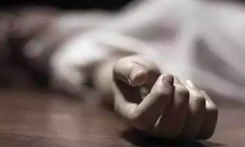 ஜவுளிக்கடை ஊழியர் தற்கொலை