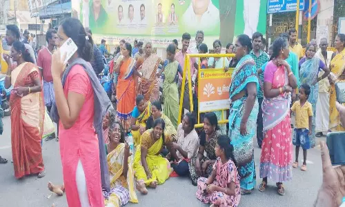 செய்யாறில் பொதுமக்கள் சாலை மறியல்