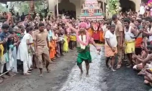 பகவதி அம்மன் கோவில் குண்டம் திருவிழா