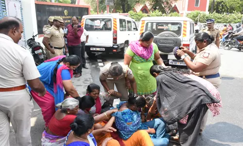 சேலம் அன்னதானப்பட்டியில் 30 வழக்குகளில் தொடர்புடைய பிரபல ரவுடி கைது