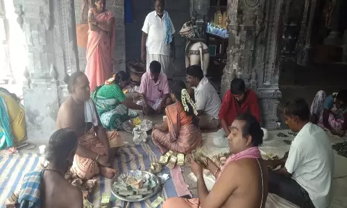 வீரட்டானேஸ்வரர் கோவிலில் ணிக்கைஉண்டியல் திறப்பு .