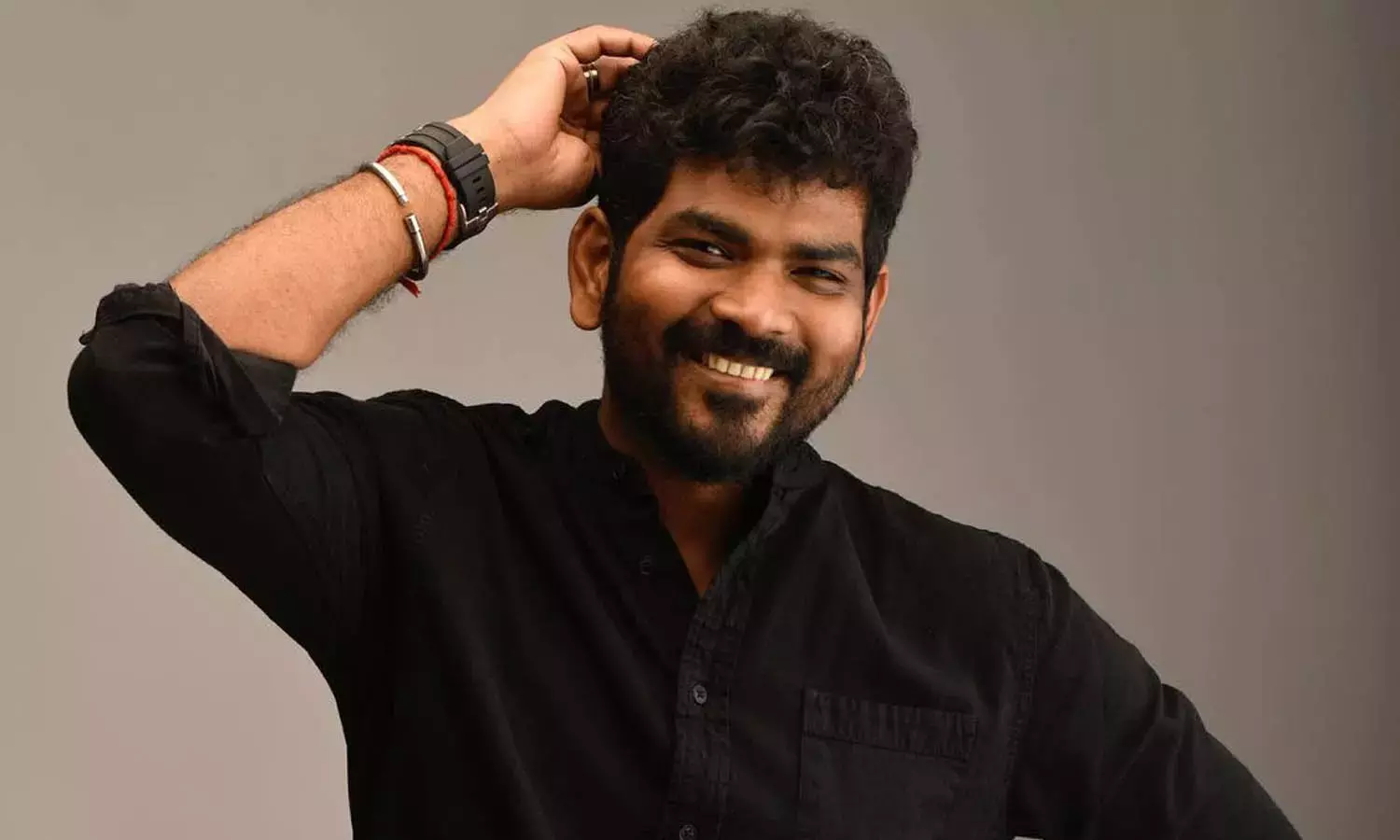 ஹேக்கருக்கு நன்றி சொன்ன விக்னேஷ் சிவன் ஹேக்கருக்கு நன்றி சொன்ன விக்னேஷ் சிவன்