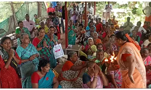 சாய் பாபாவுக்கு 108 கிலோ சர்க்கரை அபிஷேகம்