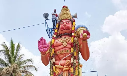 கெலமங்கலம் அருகேஆஞ்சநேயர் கோவிலில்  சிறப்பு பூஜைகள்