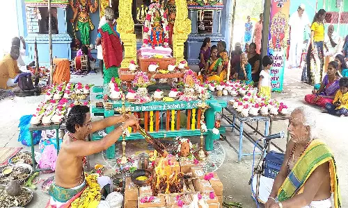 வந்தவாசி ஸ்ரீ ரேணுகாம்பாள் கோவிலில் 108 சங்காபிஷேகம்