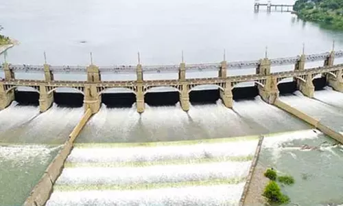 4 மாநில அதிகாரிகள் இன்று ஆலோசனை: காவிரியில் தண்ணீர் திறக்க தமிழகம் மீண்டும் வலியுறுத்தல்