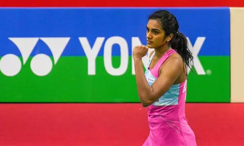 ஸ்பெயின் மாஸ்டர்ஸ் பேட்மிண்டன்- பி.வி.சிந்து அரையிறுதிக்கு முன்னேற்றம்