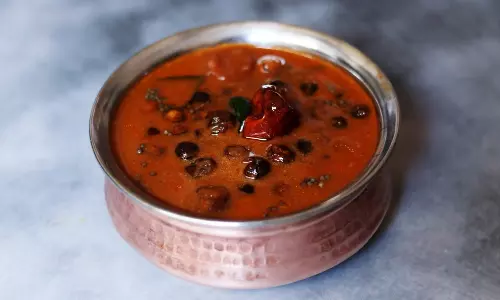 வாயில் எச்சில் ஊறும் ஐயர் வீட்டு வத்த குழம்பு