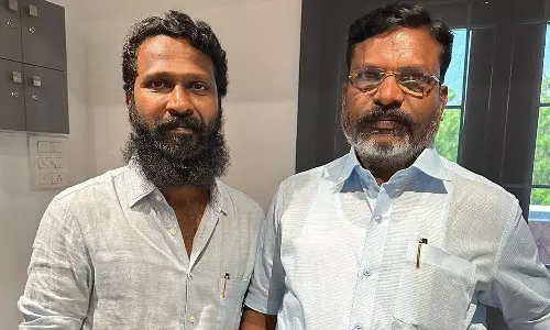 வர்க்க முரண்களை விவரிக்கும் பேராசிரியராக வெளிப்படுகிறார்.. வெற்றிமாறனை பாராட்டிய திருமாவளவன்