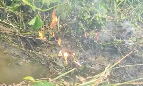 பெட்ரோலிய கழிவுநீரானதுகிணறுகளில் கலப்பதால் சுகாதார சீர்கேடு