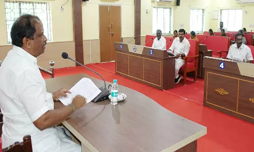 குடியாத்தத்தில் முக்கிய சாலைகளுக்கு தலைவர்கள் பெயர்