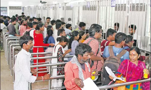 அலிபிரி, ஸ்ரீவாரிமெட்டு நடைபாதைகளில் திவ்ய தரிசன டோக்கன்கள் வழங்கும் பணி மீண்டும் தொடக்கம்