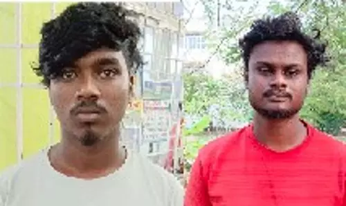 விழுப்புரத்தில் கஞ்சா விற்ற 2 வாலிபர்கள் கைது