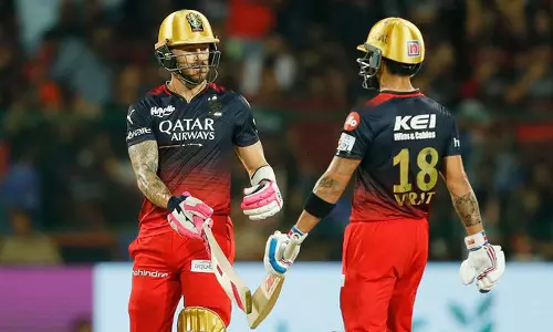 விராட் கோலி, டூ பிளசிஸ் அதிரடி - மும்பை இந்தியன்சை வீழ்த்தியது பெங்களூரு அணி