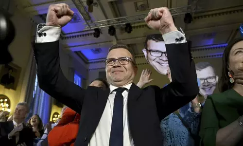 பின்லாந்து தேர்தலில் மத்திய - வலது தேசிய கூட்டணி கட்சி வெற்றி