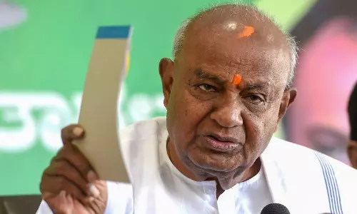 எதிர்க்கட்சிகளை ஓரணியில் திரட்டுவதற்கு காங்கிரஸ் தன்னை சரிசெய்ய வேண்டும்: தேவகவுடா கருத்து