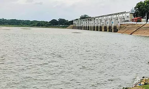 சென்னை குடிநீர் ஏரிகளில் நீர் இருப்பு 9 டி.எம்.சி.க்கு கீழ் குறைந்தது