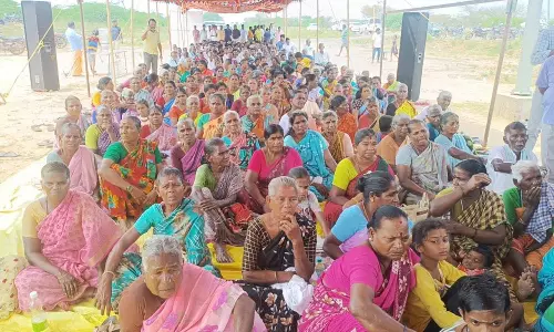 பரந்தூர் விமான நிலையத்துக்கு எதிர்ப்பு: ஏகனாபுரம் கிராம மக்களின் போராட்டம் 250 நாட்களை கடந்தது