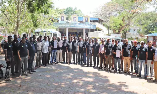 செட்டிகுளம் சந்திப்பில் உள்ள டாஸ்மாக் கடையை மாற்ற நடவடிக்கை எடுக்க வேண்டும்