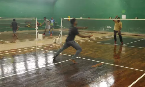 மாநில அளவிலான இறகுபந்து போட்டி