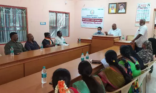 தேன்கனிக்கோட்டையில்  பேரூராட்சி மன்ற கூட்டம்