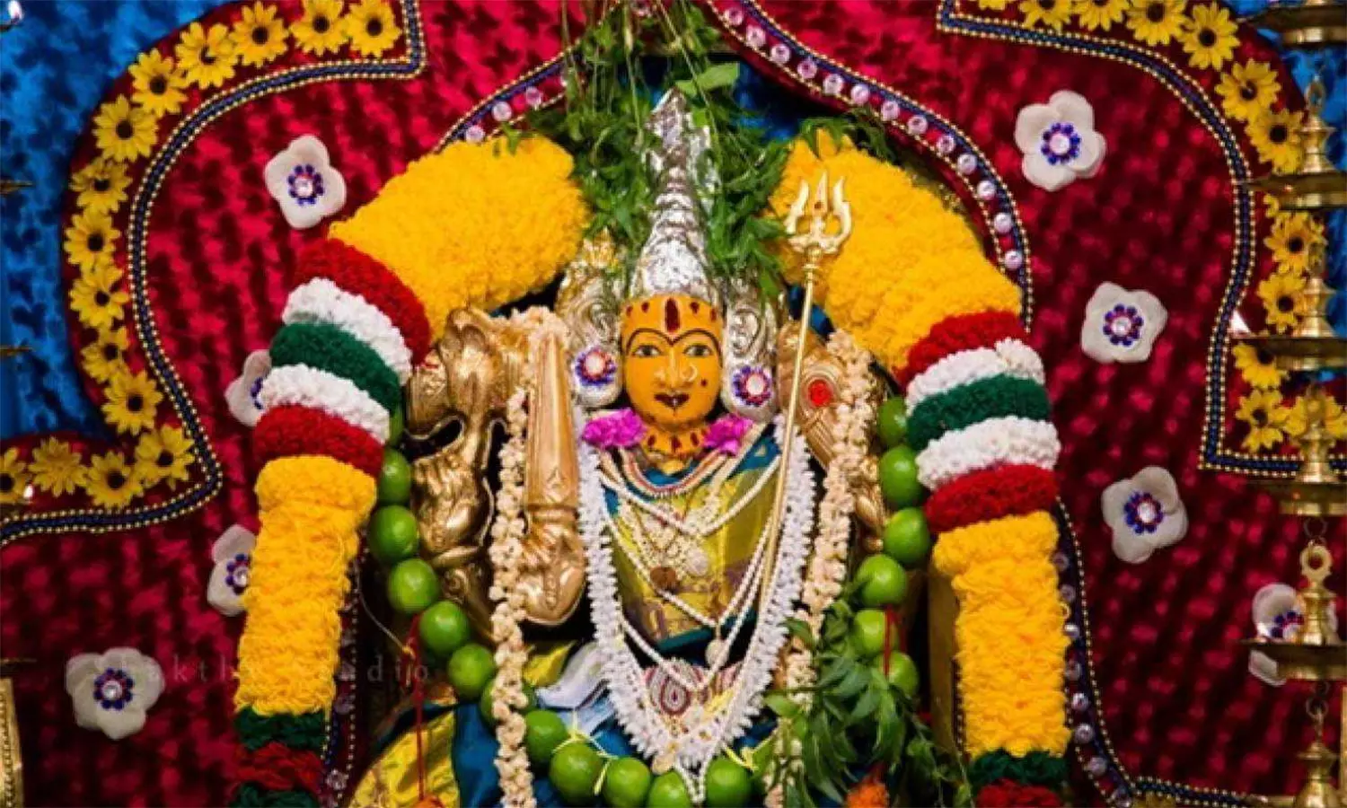 புகழ்பெற்ற கொண்டத்து காளியம்மன் கோவில் குண்டம் திருவிழா