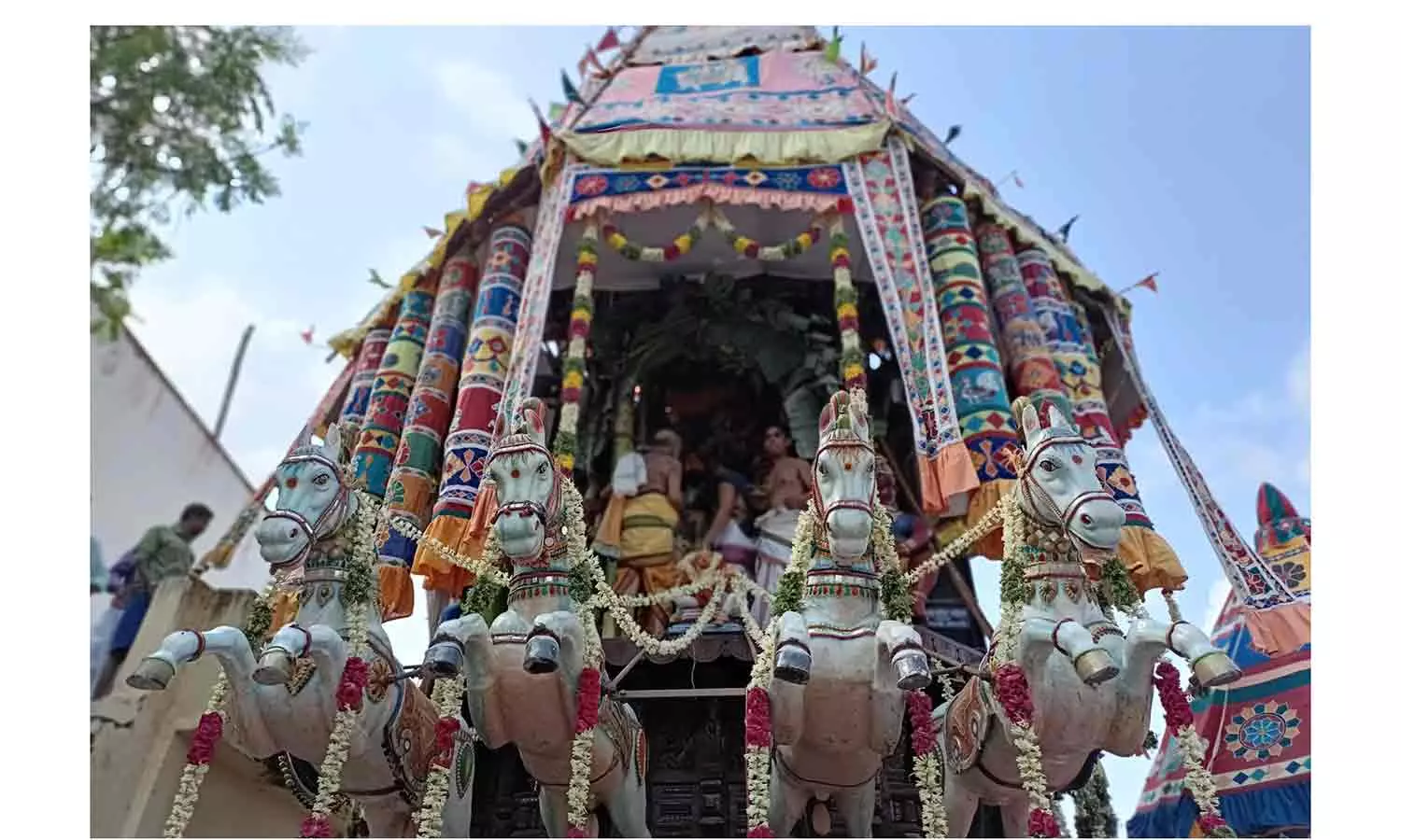 காளத்தீஸ்வரர் கோவில்  பிரம்மோற்சவ விழா தேரோட்டம்