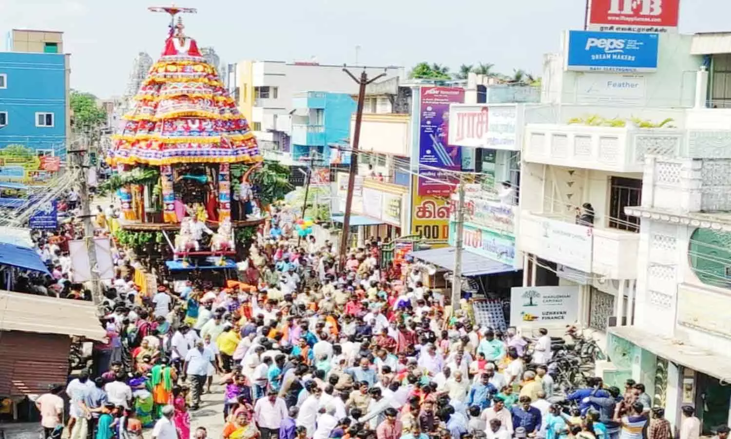 ஸ்ரீரங்கநாதர் பெருமாள் கோவிலில் தேரோட்டம் ஸ்ரீரங்கநாதர் பெருமாள் கோவிலில் தேரோட்டம்
