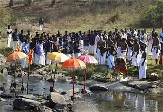 முதுமலை பொம்மதேவர் கோவில் திருவிழா