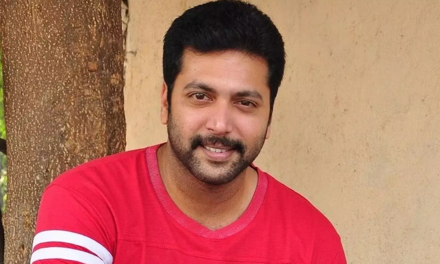 பொன்னியின் செல்வன் வெற்றி.. சம்பளத்தை உயர்த்திய ஜெயம் ரவி