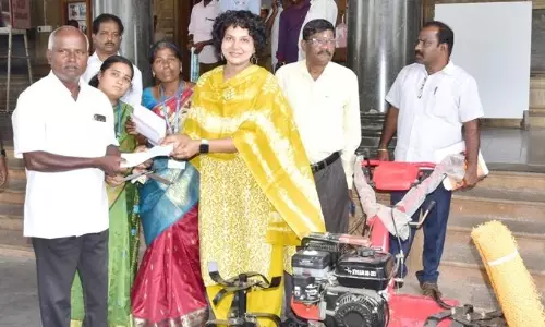 சிறந்த பட்டு புழு வளர்போருக்கு ரூ.3.22 லட்சம் பரிசு