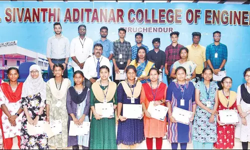 டாக்டர் சிவந்தி ஆதித்தனார் பொறியியல் கல்லூரியில் துறை சங்கங்களின் நிறைவு விழா