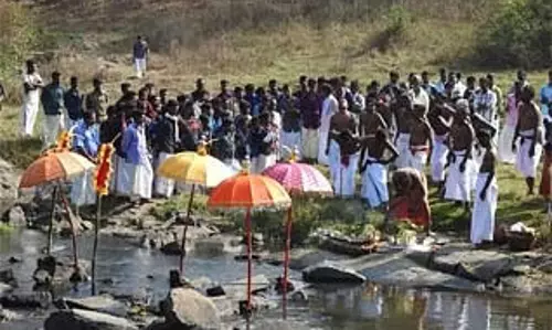 முதுமலை பொம்மதேவர் கோவில் திருவிழா