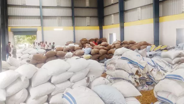 நாமகிரிப்பேட்டையில் ரூ.75 லட்சத்திற்கு மஞ்சள் ஏலம்