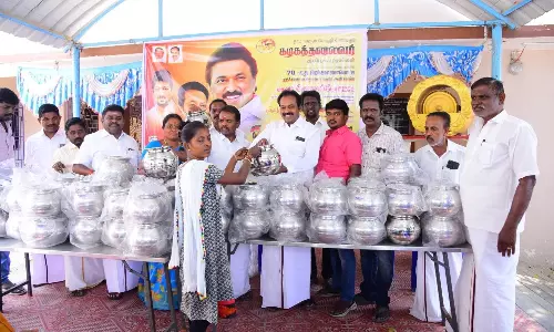 தி.மு.க. சார்பில் கோலப்போட்டி