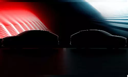 இரண்டு எலெக்ட்ரிக் கார்களை அறிமுகம் செய்யும் ஹோண்டா - அசத்தல் டீசர் வெளியீடு!