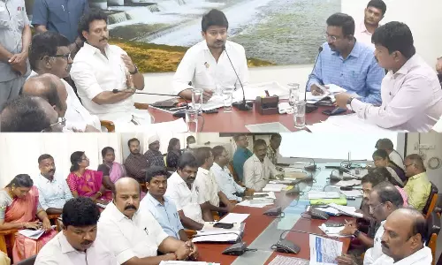 நிலுவையில் உள்ள பணிகளை விரைந்து முடிக்க வேண்டும்- அலுவலர்களுக்கு, அமைச்சர் உத்தரவு