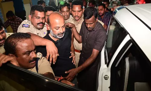 தெலுங்கானா பாஜக மாநில தலைவர் அதிரடி கைது - போலீஸ் நடவடிக்கை!