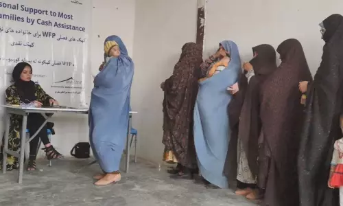 ஆப்கான் பெண்கள் ஐ.நா. அமைப்பில் பணிபுரிய தடை: தலிபான்கள் உத்தரவு