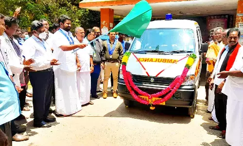 மருத்துவமனைக்கு கூடுதல் ஆம்புலன்ஸ் வசதி- செந்தில்குமார் எம்.எல்.ஏ. ஏற்பாடு