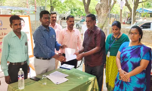 கடலூரில்    மாற்றத்திறனாளிகளுக்கான சிறப்பு முகாம்